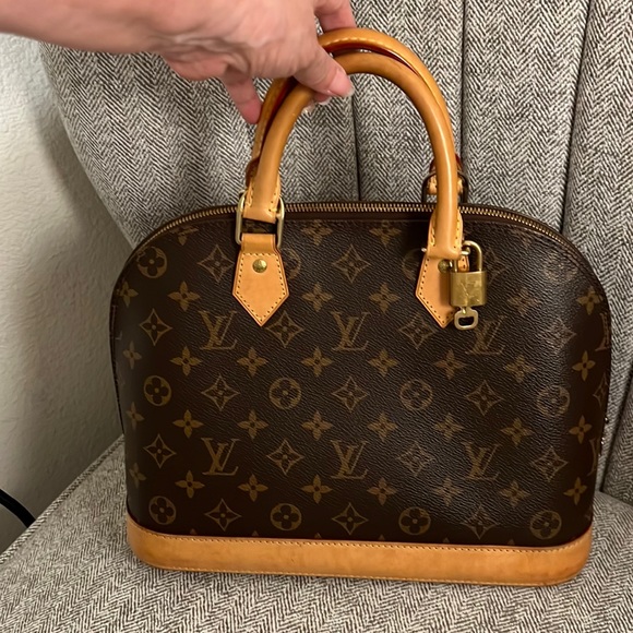 Louis Vuitton Handbags - Louis Vuitton Monogram Alma PM